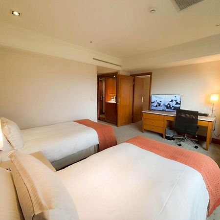 Hione Holiday Hotel Тайпей Екстериор снимка